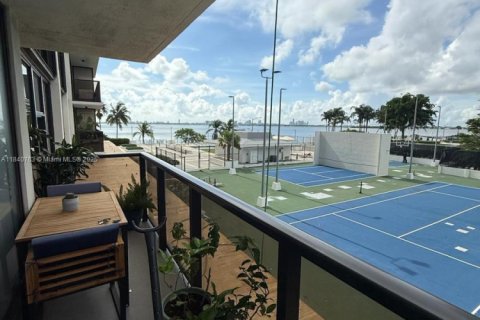 Condo in Miami, Florida, 2 bedrooms  № 1971448 - photo 8