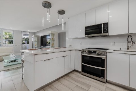 Copropriété à vendre à Miami Beach, Floride: 1 chambre, 82.68 m2 № 1946164 - photo 14