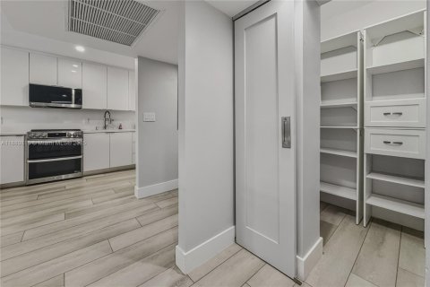 Copropriété à vendre à Miami Beach, Floride: 1 chambre, 82.68 m2 № 1946164 - photo 19