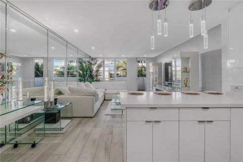 Copropriété à vendre à Miami Beach, Floride: 1 chambre, 82.68 m2 № 1946164 - photo 7