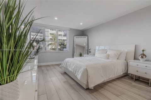 Copropriété à vendre à Miami Beach, Floride: 1 chambre, 82.68 m2 № 1946164 - photo 26