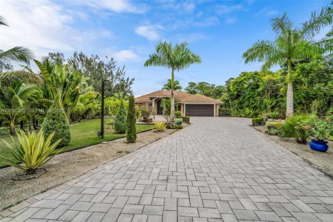 Casa en venta en Loxahatchee Groves, Florida, 3 dormitorios, 206.15 m2 № 2372386 - foto 8