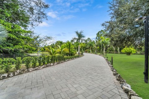 Casa en venta en Loxahatchee Groves, Florida, 3 dormitorios, 206.15 m2 № 2372386 - foto 4