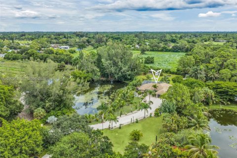 Casa en venta en Loxahatchee Groves, Florida, 3 dormitorios, 206.15 m2 № 2372386 - foto 3