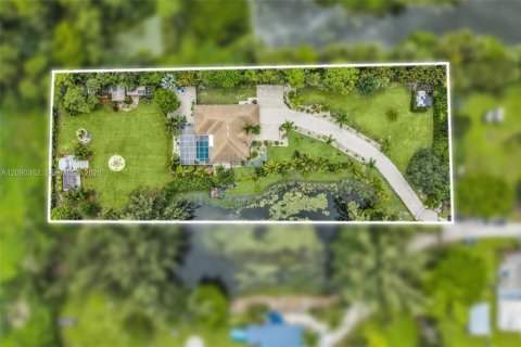 Casa en venta en Loxahatchee Groves, Florida, 3 dormitorios, 206.15 m2 № 2372386 - foto 2