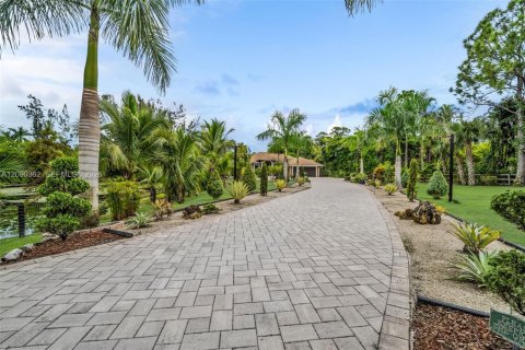 Casa en venta en Loxahatchee Groves, Florida, 3 dormitorios, 206.15 m2 № 2372386 - foto 6