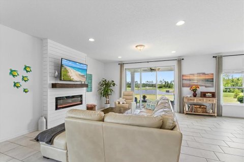 Casa en venta en Palm Coast, Florida, 3 dormitorios, 232.16 m2 № 1914283 - foto 6