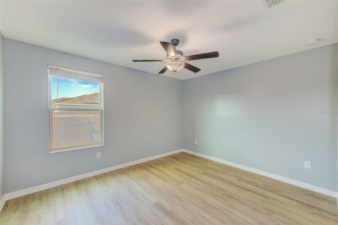House in Riverview, Florida 5 bedrooms, 224.36 sq.m. № 1914717 - photo 15