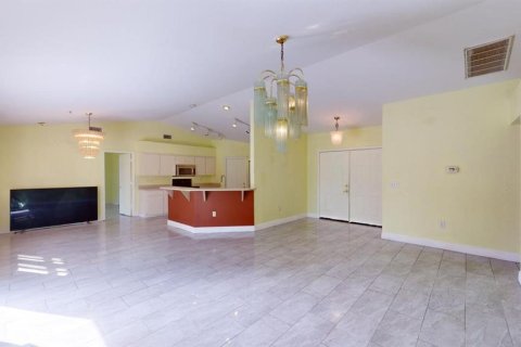 Casa en venta en Lakeland, Florida, 3 dormitorios, 133.22 m2 № 2231928 - foto 9