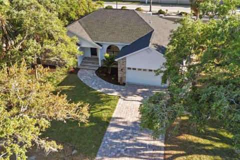 House in Sarasota, Florida 3 bedrooms, 157.1 sq.m. № 1584880 - photo 3