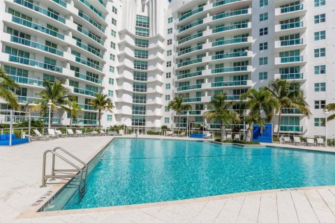 Copropriété à louer à North Bay Village, Floride: 2 chambres, 116.22 m2 № 2004434 - photo 20