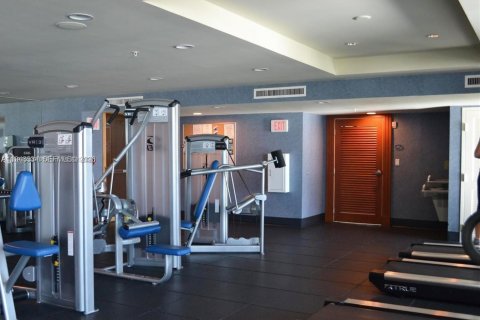 Copropriété à louer à North Bay Village, Floride: 2 chambres, 116.22 m2 № 2004434 - photo 23