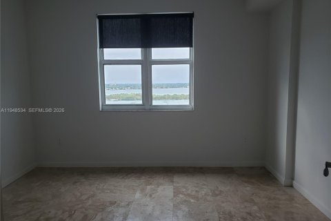 Copropriété à louer à North Bay Village, Floride: 2 chambres, 116.22 m2 № 2004434 - photo 17