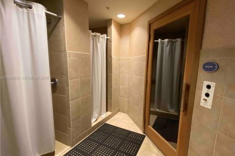 Copropriété à louer à North Bay Village, Floride: 2 chambres, 116.22 m2 № 2004434 - photo 22