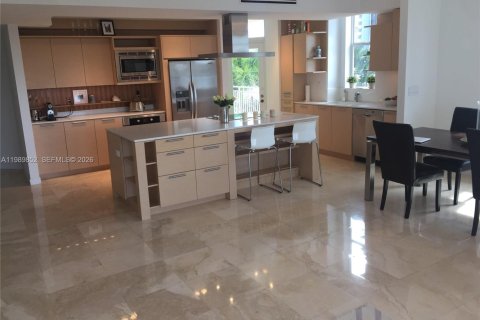 Купить кондоминиум в Майами-Бич, Флорида 3 спальни, 198.81м2, № 2051909 - фото 9