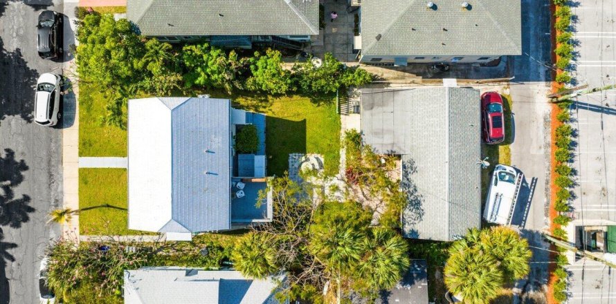 Immobilier commercial à Lake Worth, Floride 234.86 m2 № 1118163