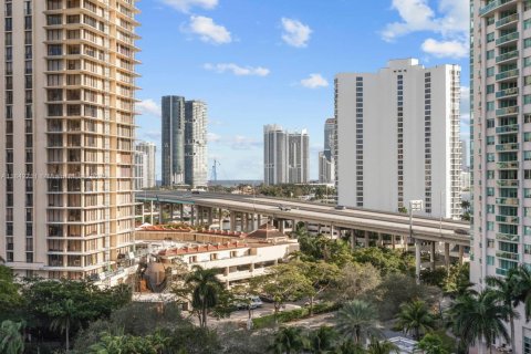 Copropriété à vendre à Aventura, Floride: 2 chambres, 219.25 m2 № 2088739 - photo 6