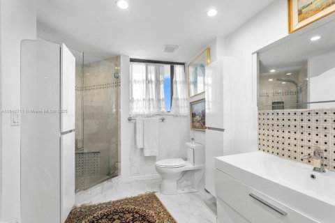 Copropriété à vendre à Aventura, Floride: 2 chambres, 219.25 m2 № 2088739 - photo 29