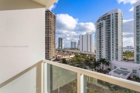 Copropriété à vendre à Aventura, Floride: 2 chambres, 219.25 m2 № 2088739 - photo 13