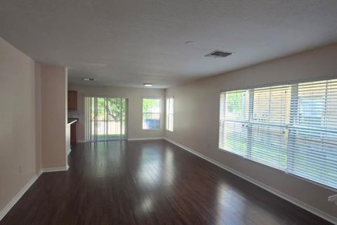 Adosado en alquiler en Tampa, Florida, 3 dormitorios, 162.67 m2 № 1917911 - foto 5