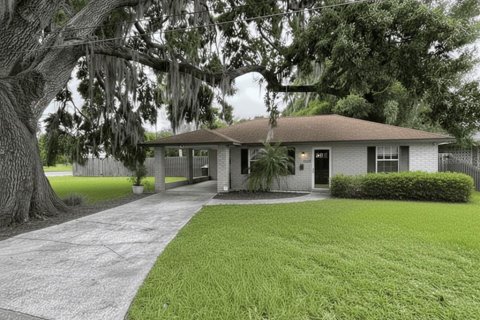Villa ou maison à Tavares, Floride 2 chambres, 84.91 m2 № 2147933