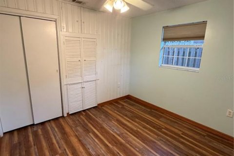 Villa ou maison à vendre à Tavares, Floride: 2 chambres, 84.91 m2 № 2147933 - photo 3
