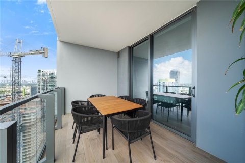 Condo in Miami, Florida, 2 bedrooms  № 2081566 - photo 15