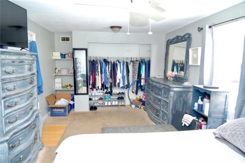 Casa en venta en Tampa, Florida, 4 dormitorios, 115.38 m2 № 2112489 - foto 12
