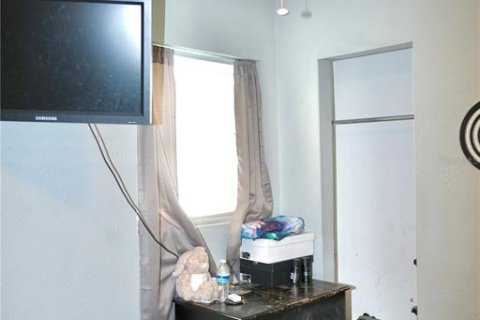 Casa en venta en Tampa, Florida, 4 dormitorios, 115.38 m2 № 2112489 - foto 18