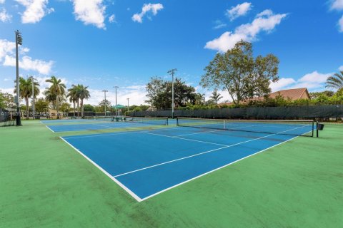 Townhouse in Cooper City, Florida 3 bedrooms, 123 sq.m. № 2027853 - photo 22