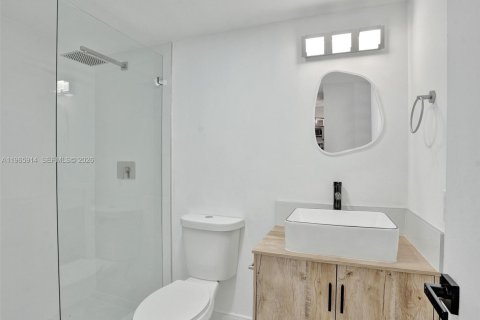 Townhouse in Cooper City, Florida 3 bedrooms, 123 sq.m. № 2027853 - photo 16