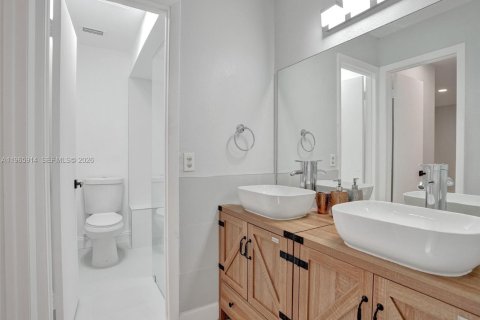 Townhouse in Cooper City, Florida 3 bedrooms, 123 sq.m. № 2027853 - photo 17