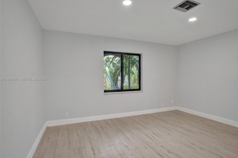 Townhouse in Cooper City, Florida 3 bedrooms, 123 sq.m. № 2027853 - photo 12