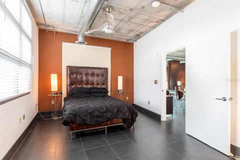 Condo in Orlando, Florida, 1 bedroom  № 1787713 - photo 21