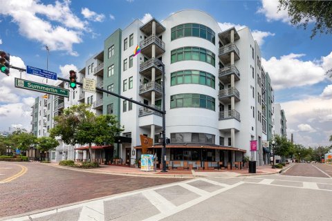 Condo in Orlando, Florida, 1 bedroom  № 1787713 - photo 2