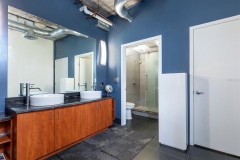 Condo in Orlando, Florida, 1 bedroom  № 1787713 - photo 22