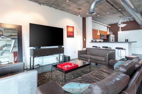 Condo in Orlando, Florida, 1 bedroom  № 1787713 - photo 14