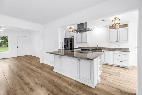 Villa ou maison à vendre à New Port Richey, Floride: 3 chambres, 161.65 m2 № 2389075 - photo 21