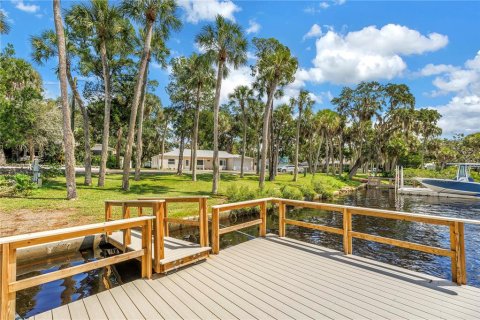 Villa ou maison à vendre à New Port Richey, Floride: 3 chambres, 161.65 m2 № 2389075 - photo 9