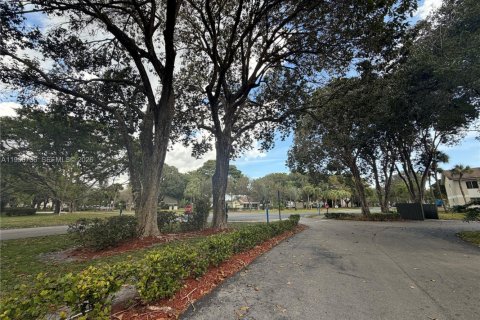 Condominio en alquiler en Pompano Beach, Florida, 2 dormitorios, 77.11 m2 № 2008842 - foto 21