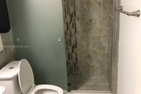 Condo in Pompano Beach, Florida, 2 bedrooms  № 2008842 - photo 4