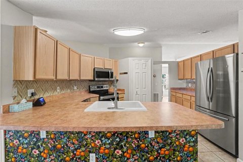 Casa en venta en Kissimmee, Florida, 3 dormitorios, 162.11 m2 № 2383674 - foto 5