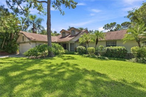House in Clearwater, Florida 4 bedrooms, 178.09 sq.m. № 2360930 - photo 3