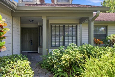 House in Clearwater, Florida 4 bedrooms, 178.09 sq.m. № 2360930 - photo 6