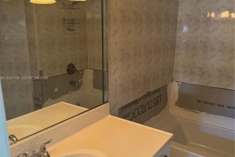 Condominio en venta en Miami, Florida, 2 dormitorios, 92.9 m2 № 2000371 - foto 17