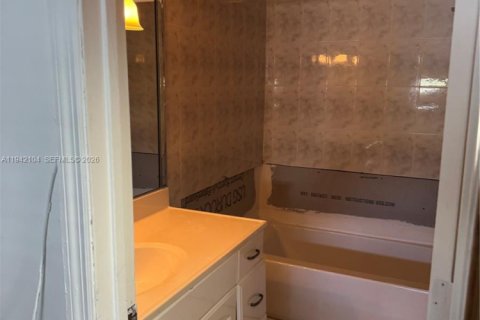 Condominio en venta en Miami, Florida, 2 dormitorios, 92.9 m2 № 2000371 - foto 14