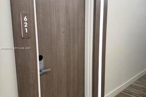 Студия в кондо в Майами-Бич, Флорида № 2019118