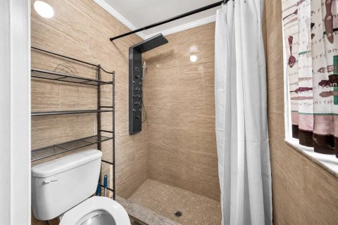 Villa ou maison à louer à Largo, Floride: 3 chambres, 113.34 m2 № 2416402 - photo 16