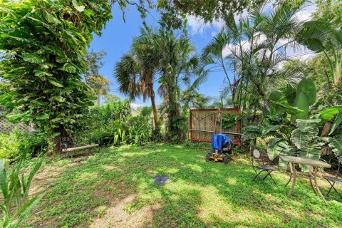 House in Venice, Florida 3 bedrooms, 115.38 sq.m. № 1913659 - photo 24