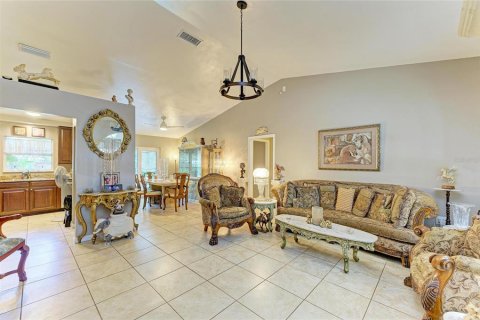 House in Venice, Florida 3 bedrooms, 115.38 sq.m. № 1913659 - photo 8